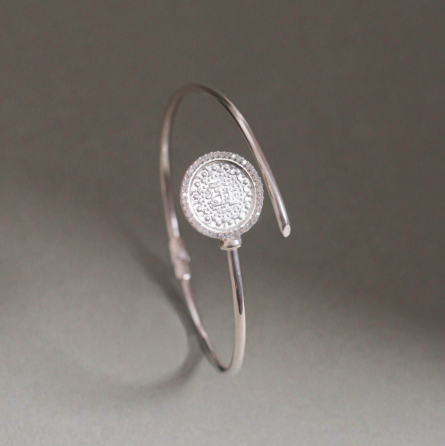 Silver Lira Bangle