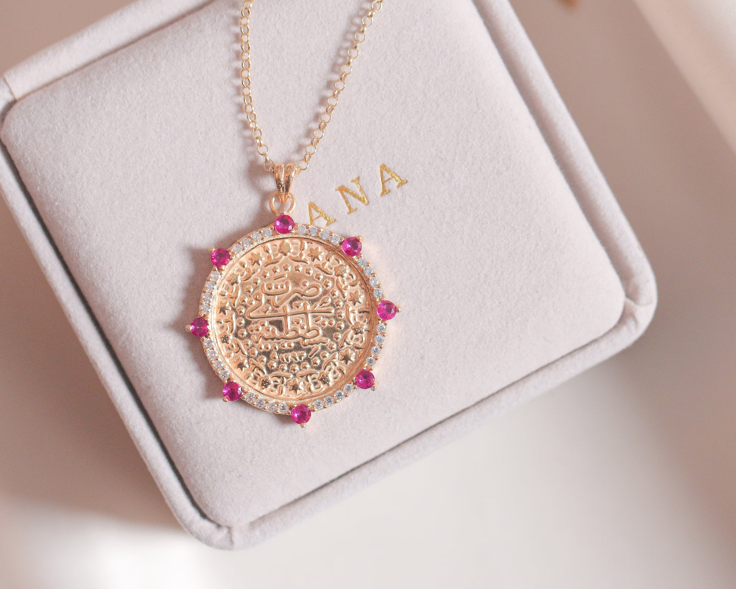 Big Lira Pendant