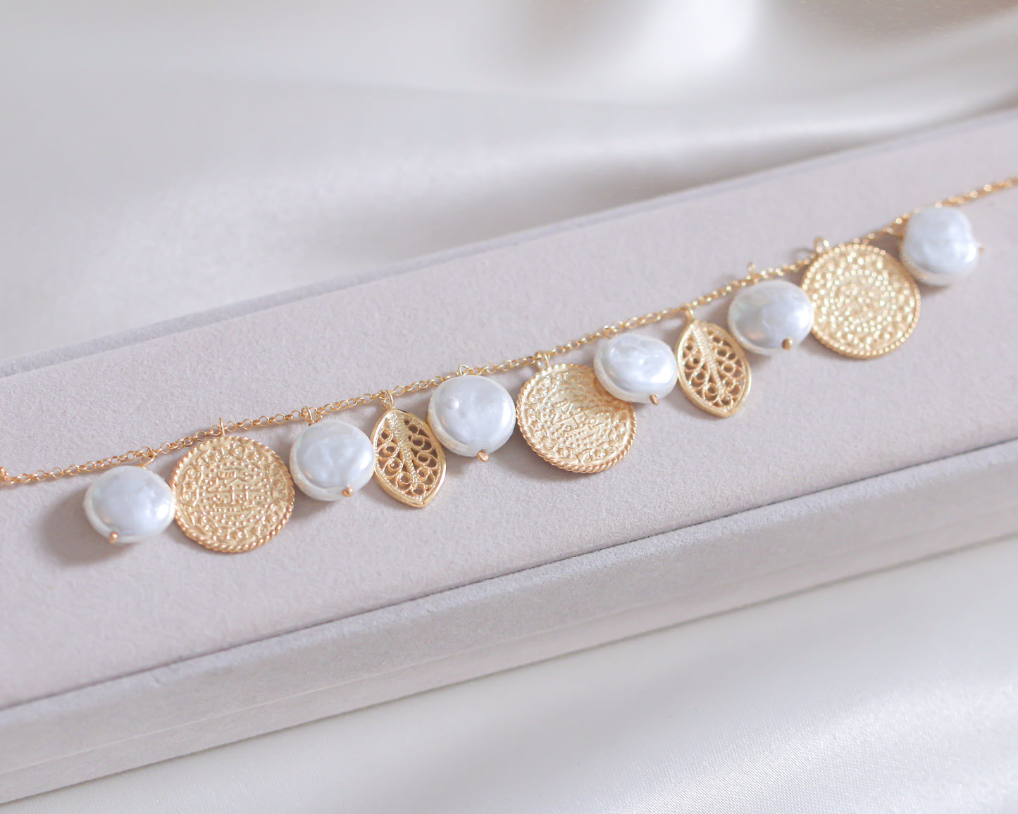 Ottoman 3 Lira & Filigree Bracelet (Big Pearls Gems)