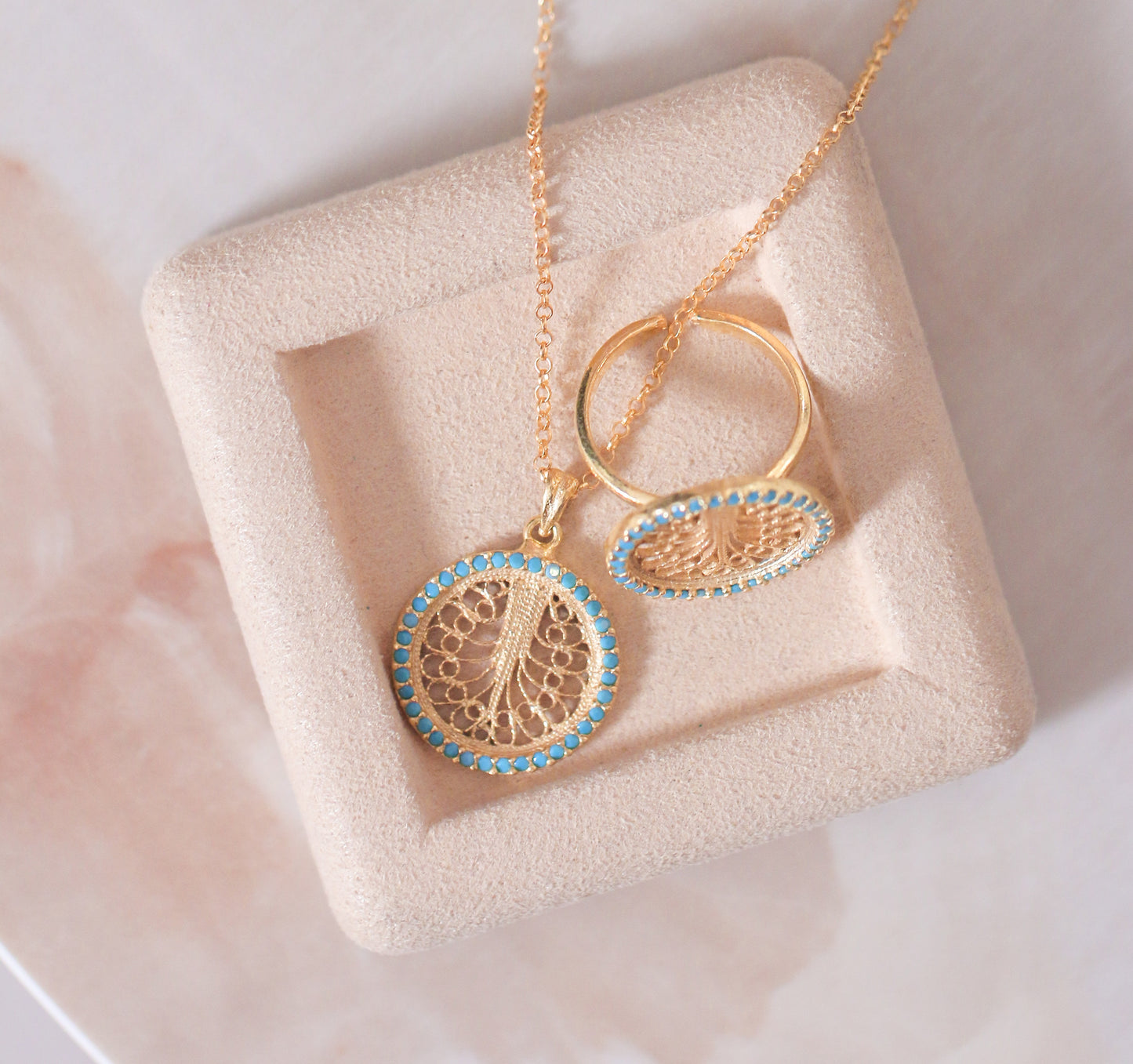 New Fairuz Round Filigree Set