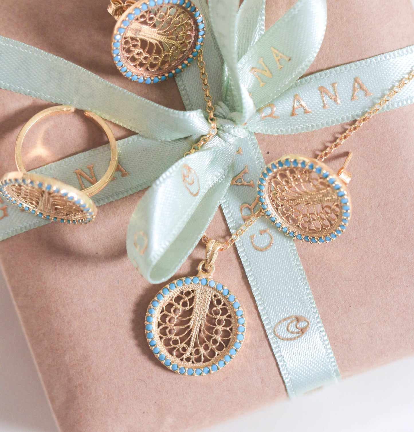 New Fairuz Round Filigree Set