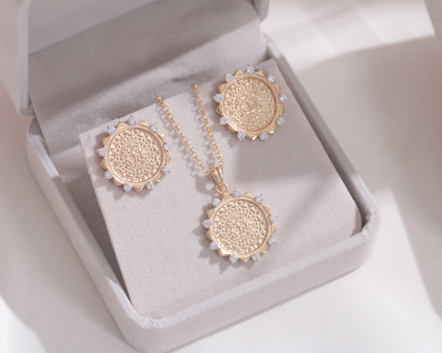 Star Lira Earrings