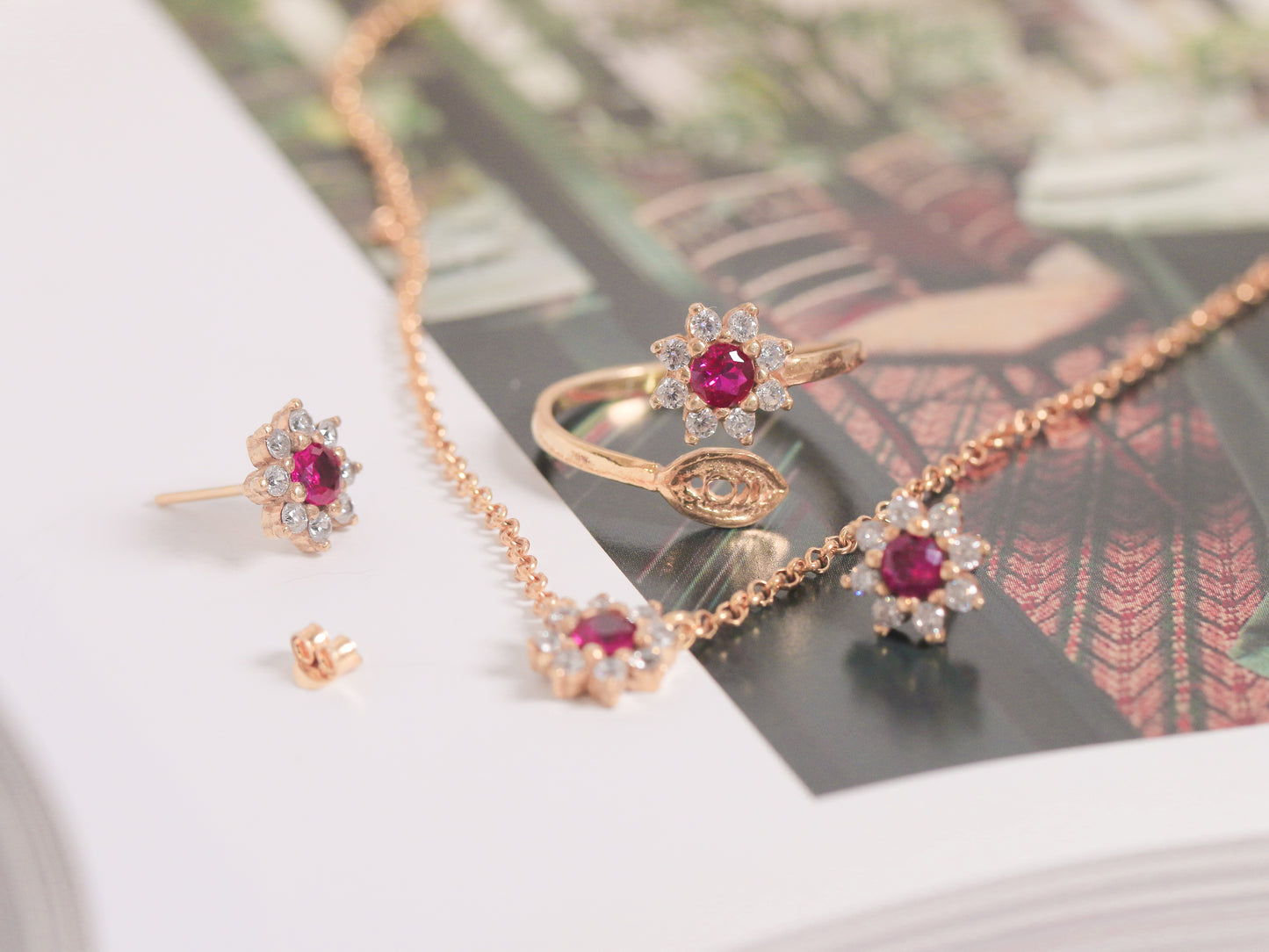 Halo Red Zircon Set