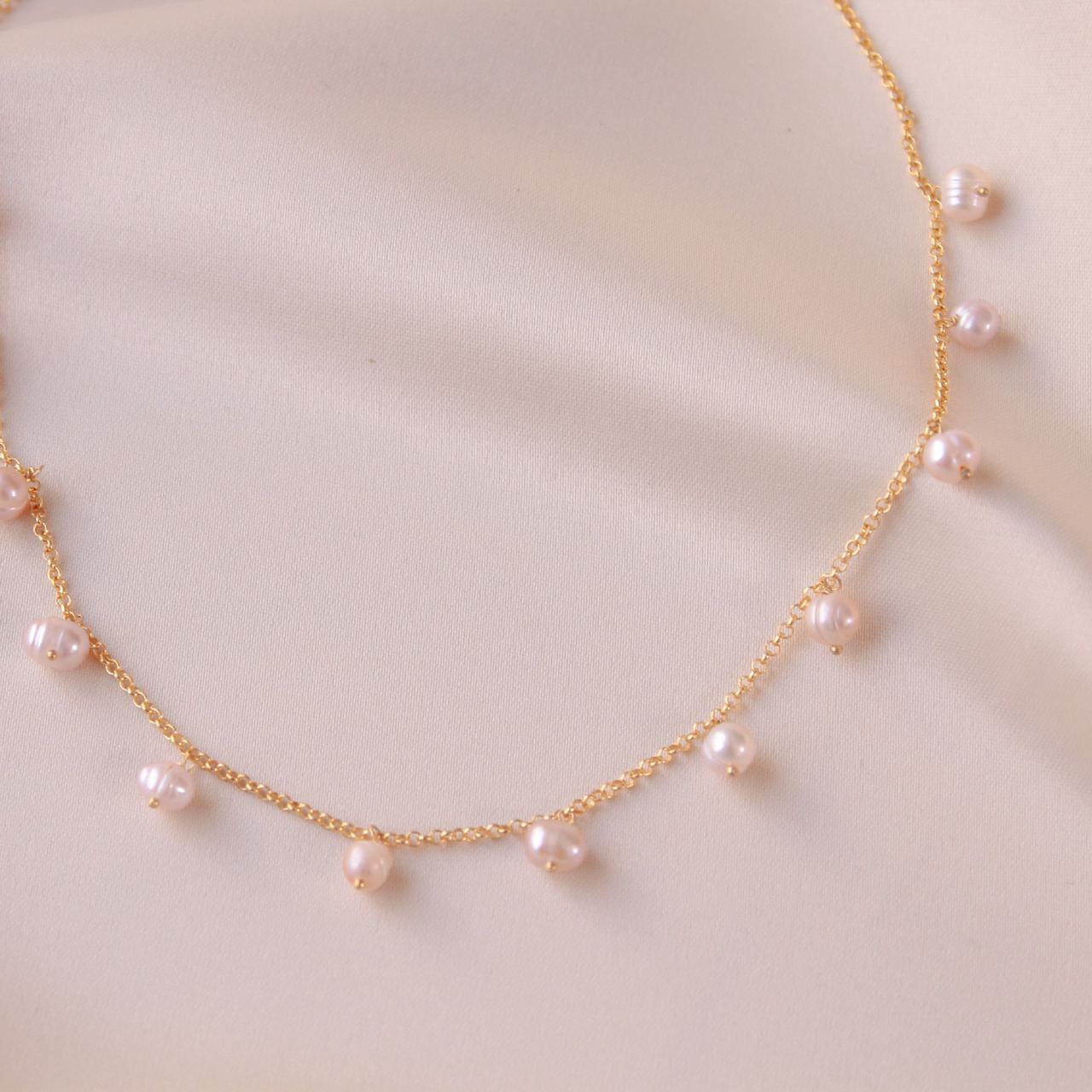Pearls Chain