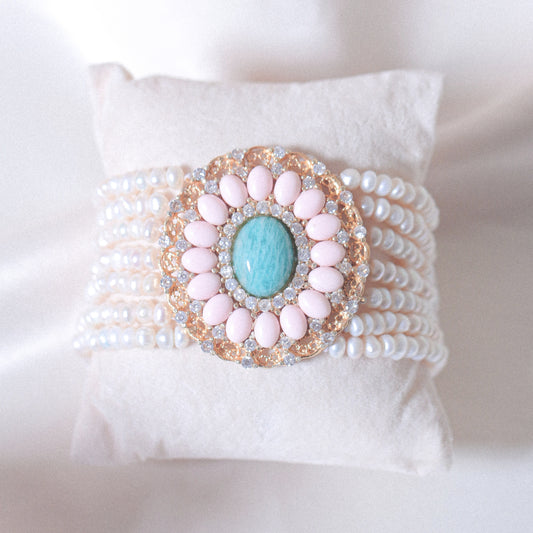 Coral's Halo Pearl Bracelet