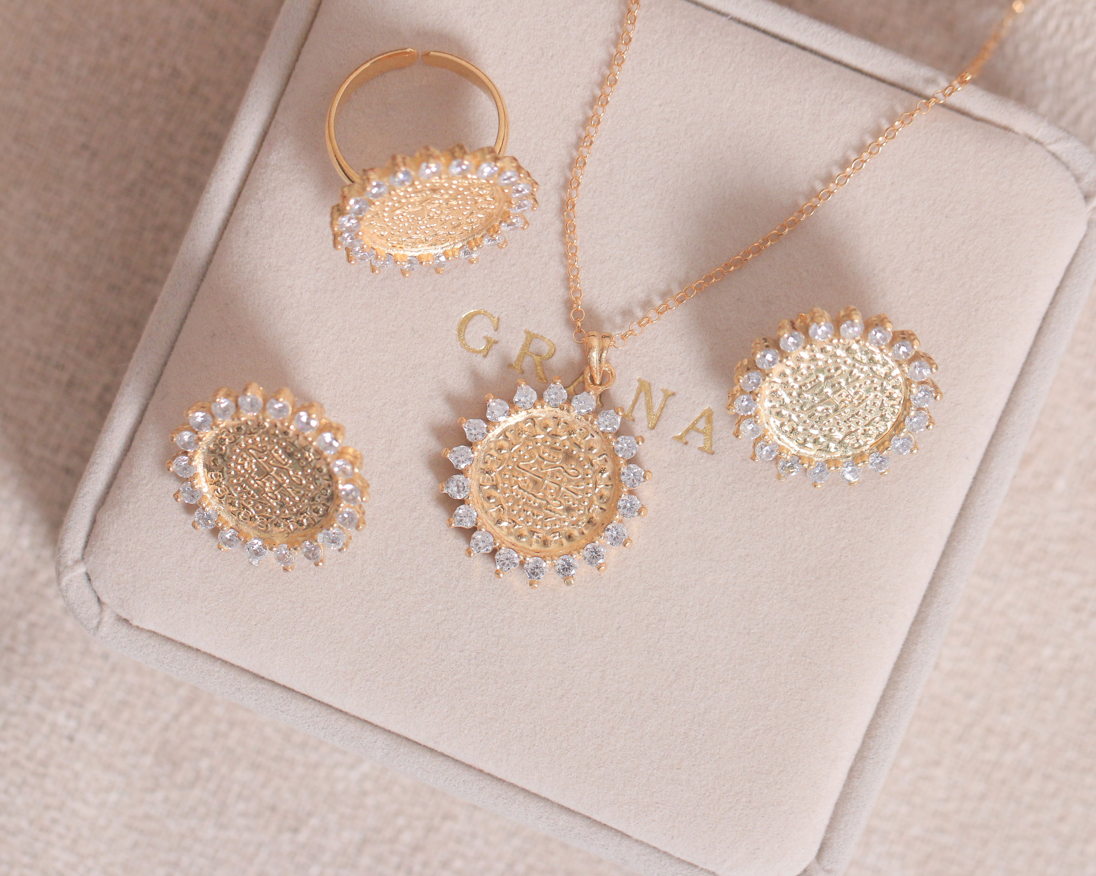 Sun White Zircon Lira Set