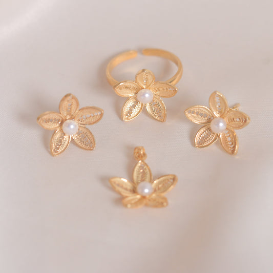 New Light Pearls FLR Set