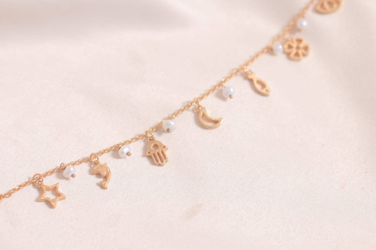 Grabeej Bracelet (Pearls)